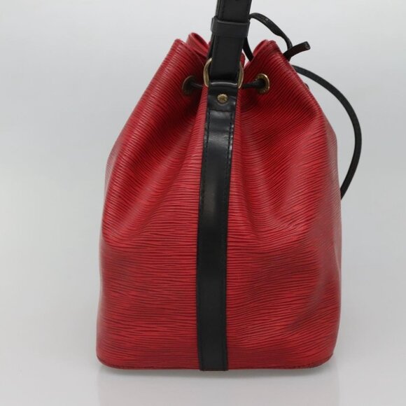LOUIS VUITTON Epi Petit Noe Shoulder Bag Bicolor Black Red M44017 Auth 134616 - Picture 5 of 16